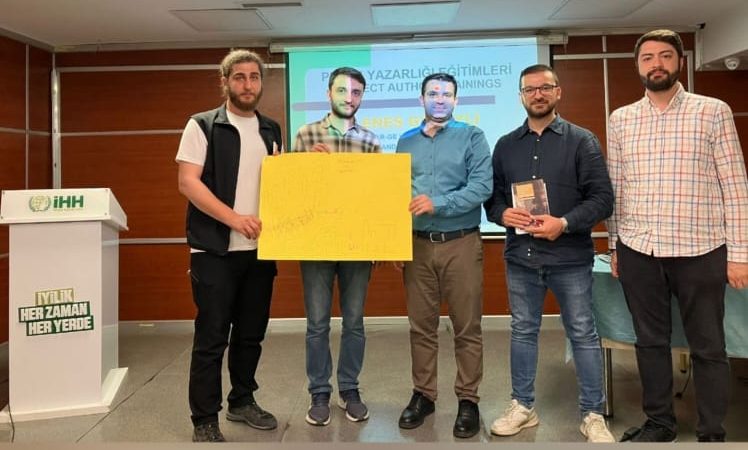İHH insani yardım vakfı bünyesinde faaliyet gösteren STK temsilcilerine proje yazarlığı eğitimleri verildi.