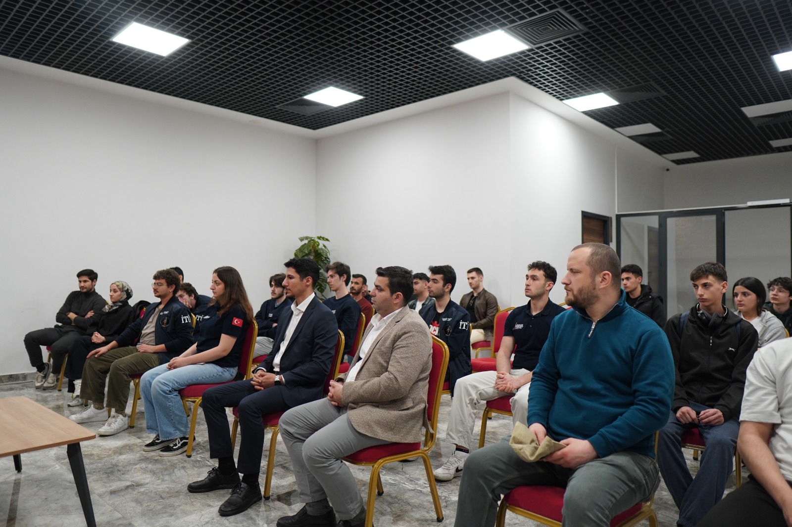 Girişimcilik Okulu Eğitimlerimiz Devam Ediyor